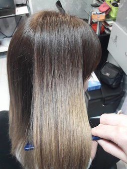 Окрашивание волос в салоне красоты «Styleforyou» в Киеве. Записывайтесь по скидке.