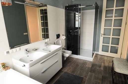 Deluxe apartment in the Apart-hotel "Town Hall" in Lviv. Reserve at a discount