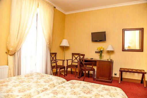 Book Reikartz Kamianets Podilsky hotel for promotion 4