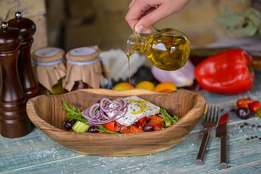 Discounts on Greek cuisine at the Taverna restaurant in Kiev