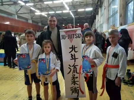 Sports club «Athlete» in the Dnieper. Pay for oriental dance classes at a discount.