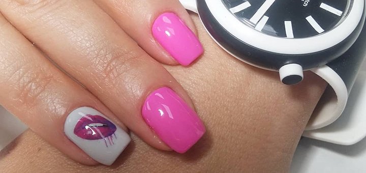 Discounts and promotions in the studio of manicure and eyelash extension &quot;pro nails&quot;