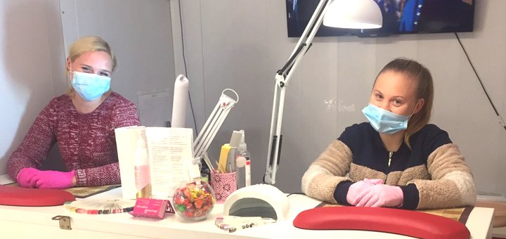 Скидка на педикюр от студии BEAUTY BAR