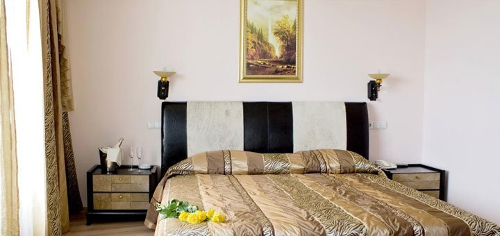 Room at the Salute Hotel in Kiev. Book a room at a discount. Hotels in Kiev at a discount.