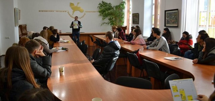 Акция от Национальной академии рукововодящих кадров культуры и искусств 