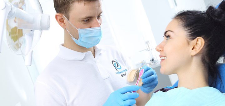 Имплантация зубов в стоматологии «Professional Dental» в Киеве. Лечите зубы по скидке.