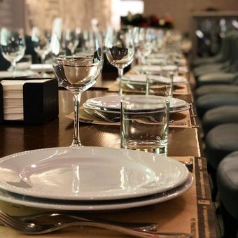 Table reservation at the mont blanc restaurant in vinnitsa. delicious menu and live music