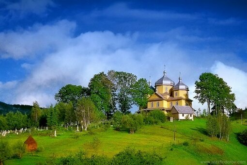 Экскурсионные туры Закарпатьем от клуба путешествий «Супермандри Україною» в Полтаве. Оплачивайте по скидке.