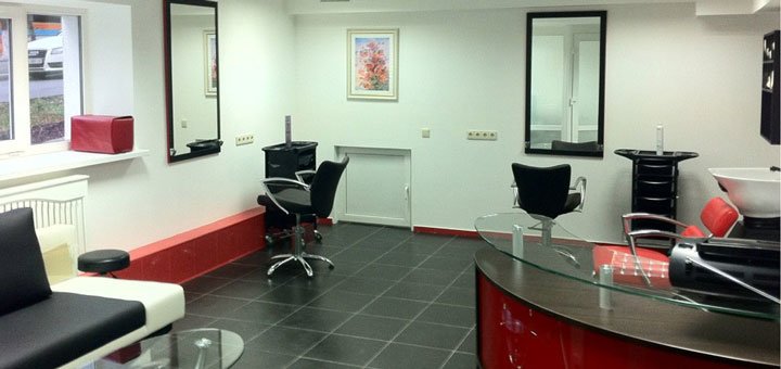 Beauty salon "Poppies". Choose discounted services