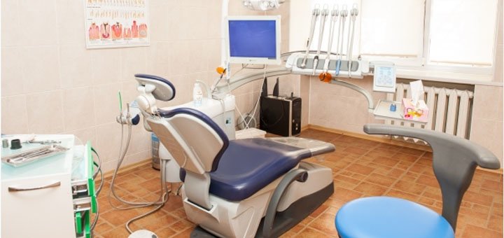 Dental clinic "Doctor Tooth" visit with a discount 3