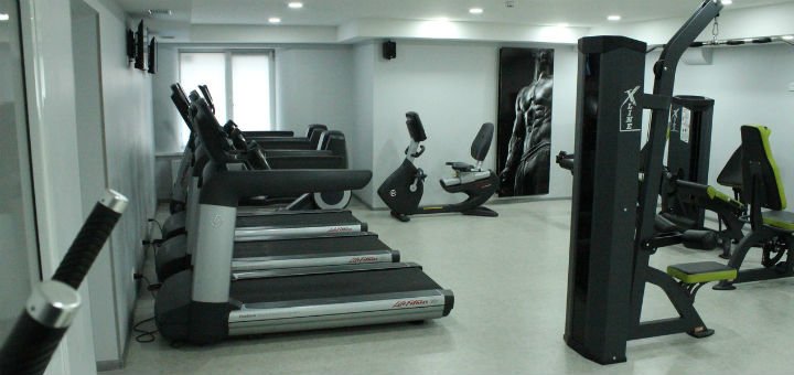Cardio zone in the fitness club "Fitness House" in Vinnitsa. Buy gym memberships for a promotion.