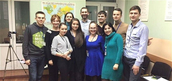 School of Foreign Languages Smile School in Kyiv. Discounts