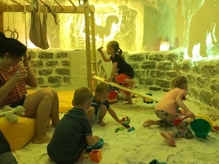 Children's room in the health-improving complex «Salt Cave in Obolon» in Kiev. Buy a subscription with a discount.