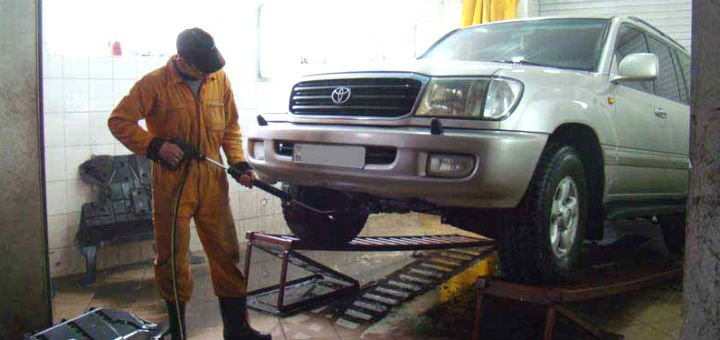 Автомойка на СТО Юком в Одессе. Оплачивайте мойку и химчистку автомобиля по акции.