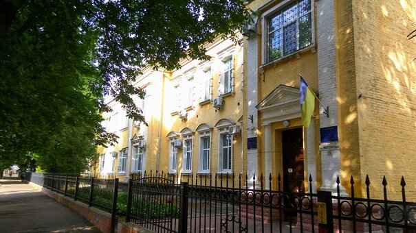 Обласна стоматологічна поліклініка в чернігові. лікуйте зуби зі знижкою.