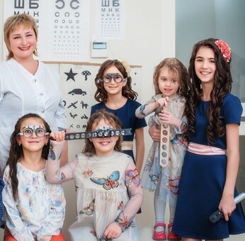 Диагностика зрения в клинике «Child's vision» в Днепре. Оплачивайте со скидкой.