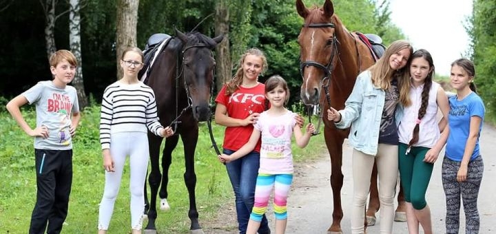 Конный клуб Эверест, Львов. Скидки на катание верхом