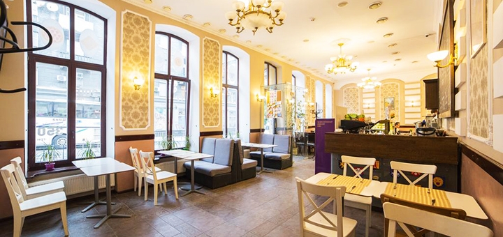 Hotel Reikartz Dworzec in Lviv. Book with promotion 14