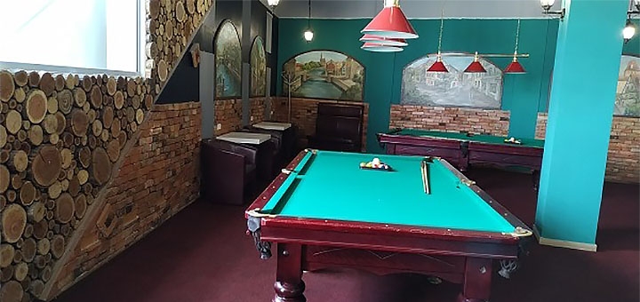 Billiard club "Atmosphere" on Bobrovaya in the Dnieper. With discount.