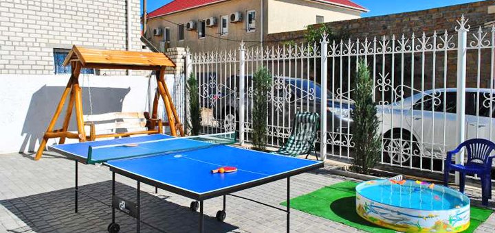 Table tennis, children's mini-pool in the estate "Iceberg" in the Iron Port. Book trips to the Black Sea at a discount.
