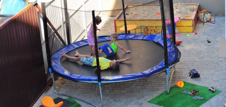 Trampoline for children's entertainment on the territory of the Iceberg Hotel in the Iron Port. Book trips to the Black Sea for a special offer.