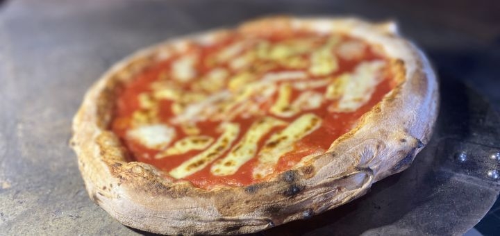 Tutta Pizza кафе во Львове, скидки на меню