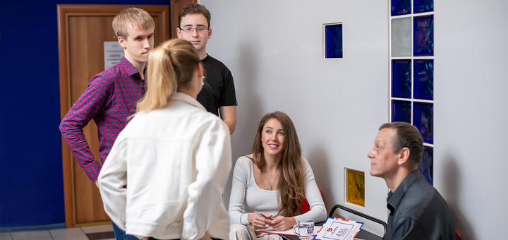 ESL English Center Visit 14 Discounted Courses