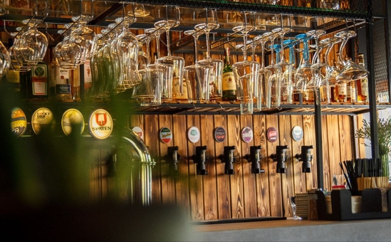 Бар Sail bar. Посещайте по акции 9