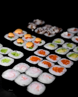 RollWay food delivery. Order with the 21 promotion