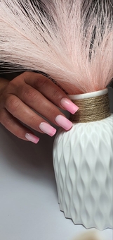 Manicurist Elena. Visit with a special offer of 17.