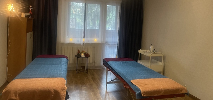 Жіночий масажний кабінет силует. Відвідуйте по акції 4