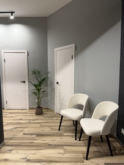 Holosko Dental Center. Visit with a special offer of 18.