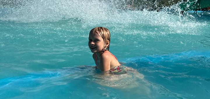 Mountain Drive Children's Camp. Visit with a 10% discount.