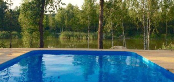 База отдыха с бассейном «Relax Villa Poduzska» под Киевом. Забронировать по акции.
