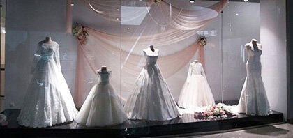 Акція на сукні в салоні весільної та вечірньої моди «Wedding Room»