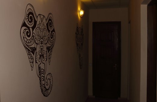The interior of the Thai massage salon ChokDI