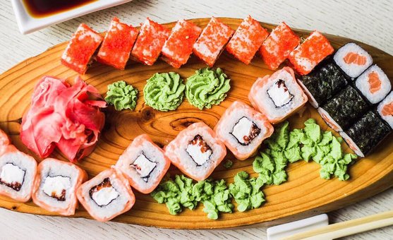 Japanese cuisine restaurant &quot;yakitoria&quot;. discounts on all menus
