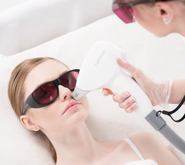 Laser hair removal at the Lumenis center. Discounts for all treatments