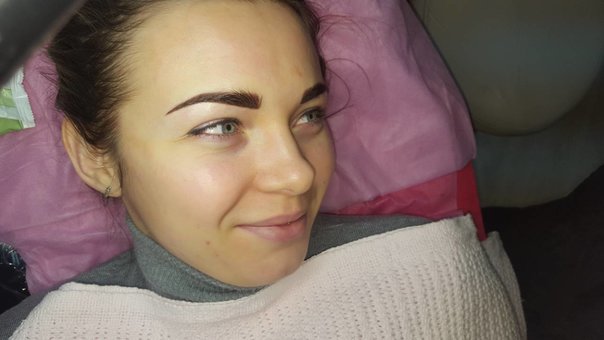 Татуаж бровей Кривой Рог в студии «Soft Touch». Записывайтесь на перманентный макияж по акции.