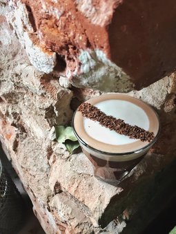Кофейня «I Feel Espresso bar» в Кривом Роге. Заказывайте латте по акции.