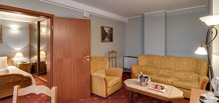 Discounts for holidays at premier hotel lybid18