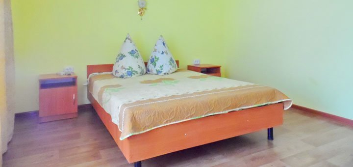 Discounts for holidays in the boarding house romantica13