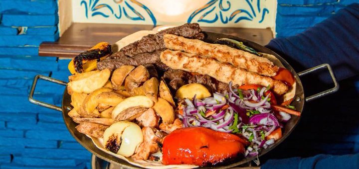Шурпа с бараниной и овощами в ресторане «Омар Хаям» в Днепре. Заказать столик со скидкой