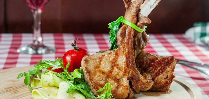 Мясные блюда ресторана «Diner» в Киеве. Заказать столик по акции