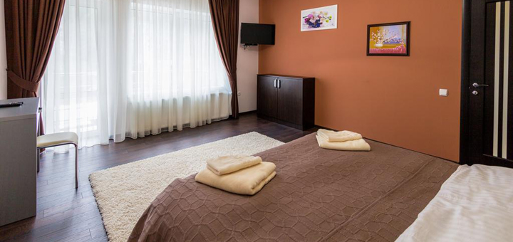 https://cdn1.superdeal.ua/uploaded/merchant_pages/13375/images/original/lux76513.jpg