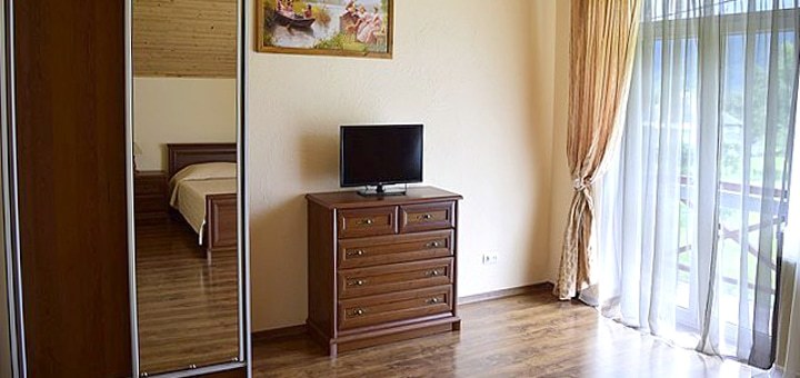 https://cdn1.superdeal.ua/uploaded/merchant_pages/1703/images/original/6.jpg