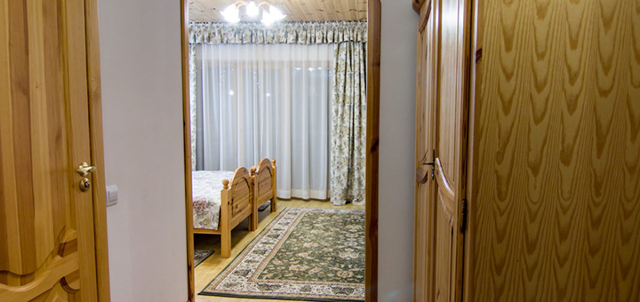 https://cdn1.superdeal.ua/uploaded/merchant_pages/19846/images/original/IMG_3080-1400x500.jpg.pagespeed.ce.qKhnNNinWf.jpg