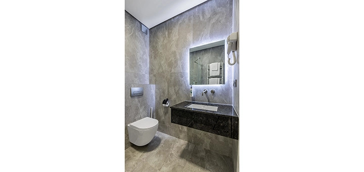 https://cdn1.superdeal.ua/uploaded/merchant_pages/29735/images/original/lyuks-pokrashhenyj-2025-03.jpg